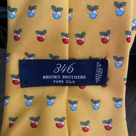 Brooks Brothers Pure Silk 346 Holiday Tie - Picture 1 of 4